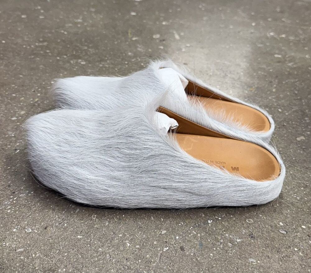 Marni Fussbett Sabot Grey